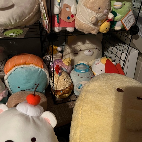 LISTING SOON Sumikko Gurashi - Picture 3 of 6